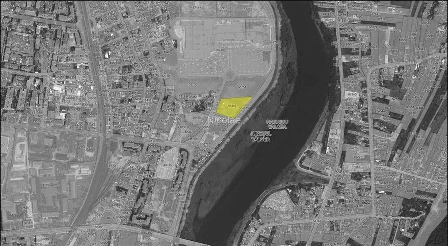 Teren de vânzare Shopping City Râmnicu Vâlcea 6.628 mp - 3