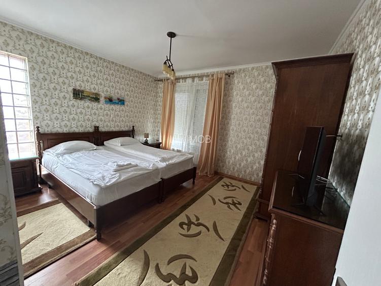 Vand Hotel cu restaurant  si piscina - 4