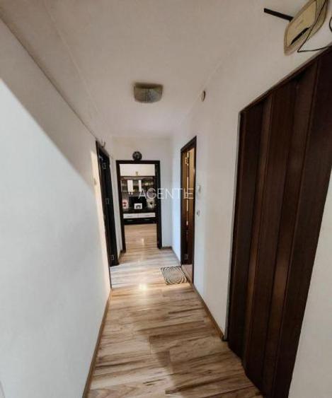 Titan-Diham-strada Nicolae Sebe-bloc 1980 - 6