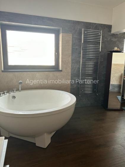 Casa/Vila Trivale - C&acirc;mpului, finisaje deosebite, mobilata, teren 1.090mp - 23