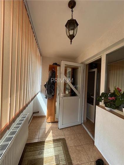 Sanmihaiul Roman- mobilata si utilata- strada asfaltata-4 camere- bucatarie de v - 2