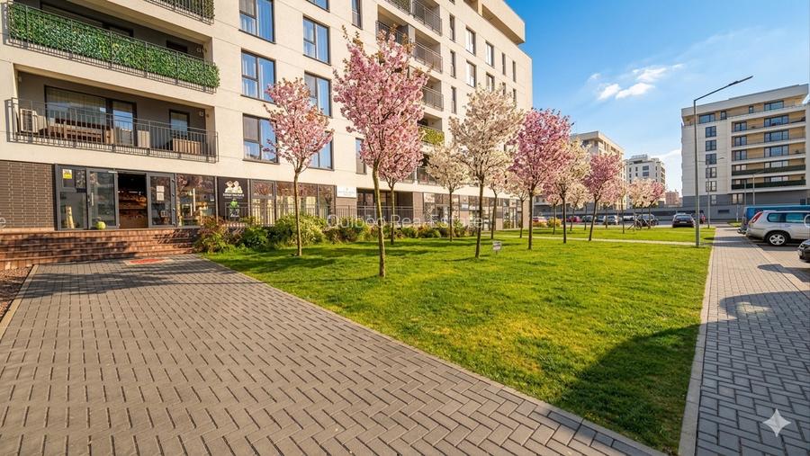 Spațiu comercial premium de închiriat în Coresi – 214 mp total, vitrine mari - 12