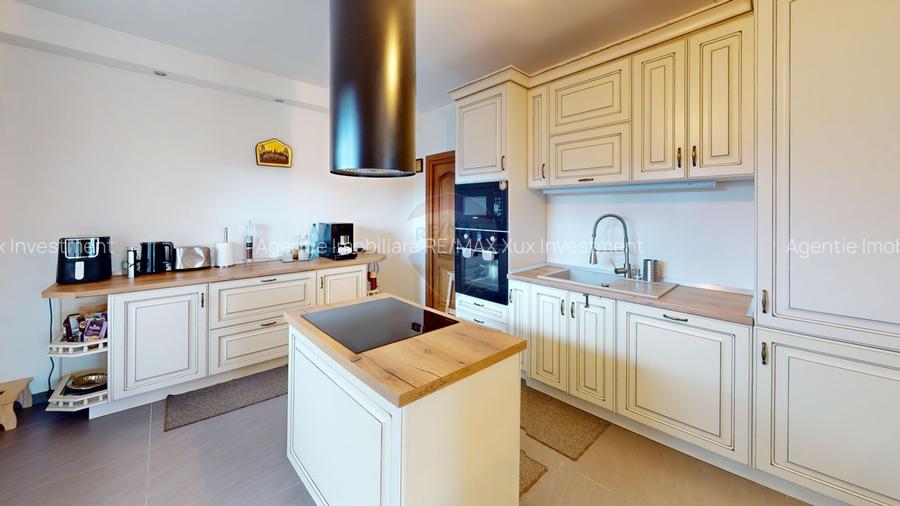 Casă / Vilă de Lux cu 5 camere de vânzare - 3