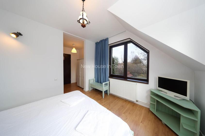 Vilă spațioasă de vânzare în Predeluț, Bran | 2000mp - 39