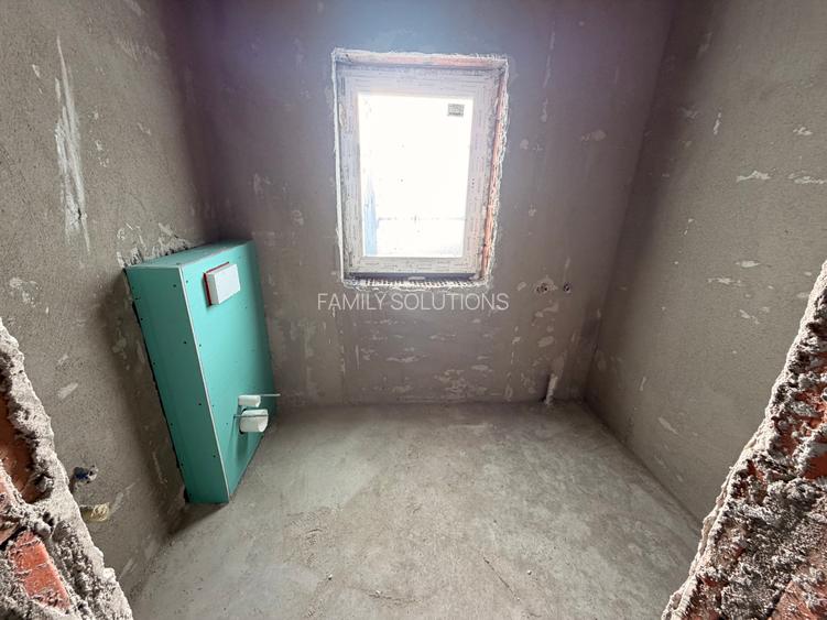 Casa noua P+1+M 6 cam. Util 164mp. Teren 250mp - 12