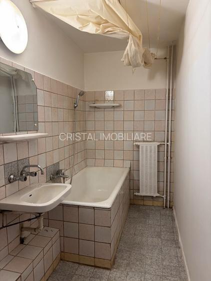 Garsonieră decomandată parțial mobilată, pet friendly, 40 mp, lângă Mall Vitan - 5