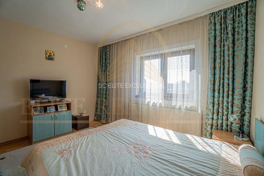 Agigea - Vila D+P+1E+M pe un teren de 772 mp cu o deschidere de 21,46 m. - 27