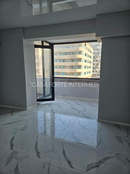 2 camere Mamaia  Building Ștefan Resort 2  82000 € - 2