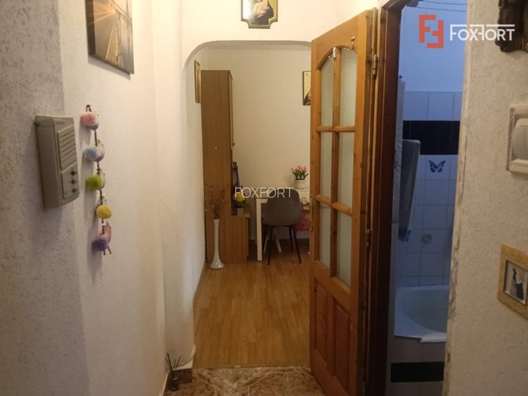 Apartament cu 2 camere de vanzare la etaj 4 zona Sagului - 3
