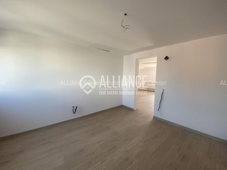 VALU LUI TRAIAN(COD 07) -Casa P+M 5 camere cu teren de 300 mp - 18
