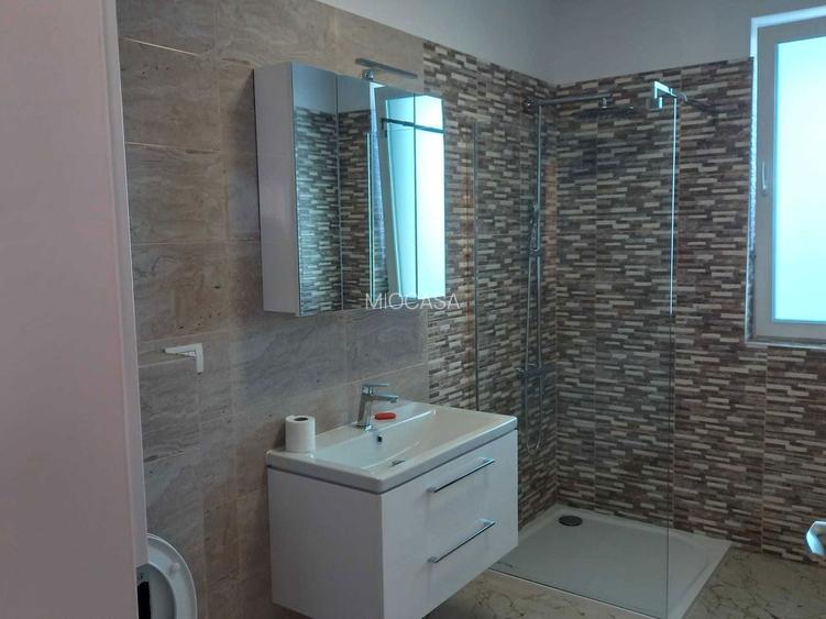 NOU in Oras. La asfalt. Etaj intermediar. 2 Terase. - 6