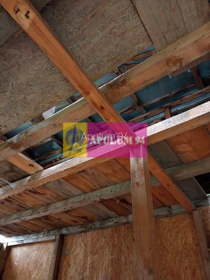 GIURGIU - COM. BUCSANI (SAT OBEDENI) CASA 2 CAM DE VANZARE - 32