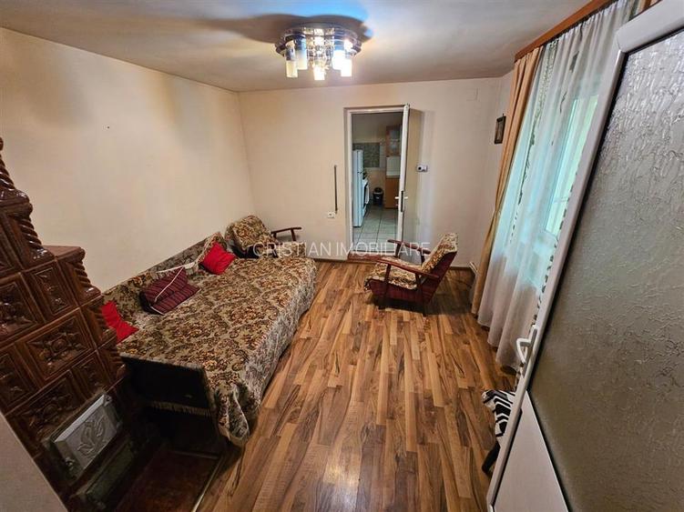 Casa 4 cam,Radu Negru - Buzaului, 512 mp teren, toate utilitatile - 2