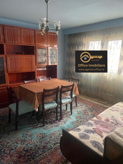 Petru Rares apartament 3 camere decomandat etaj intermediar