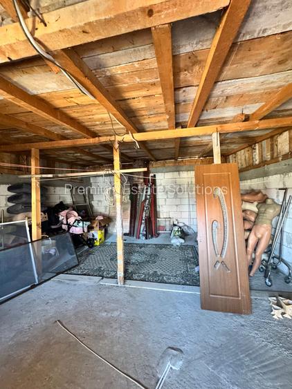Casa de vanzare in Chiajna - 2 corpuri locuibile + spatiu comercial - 29