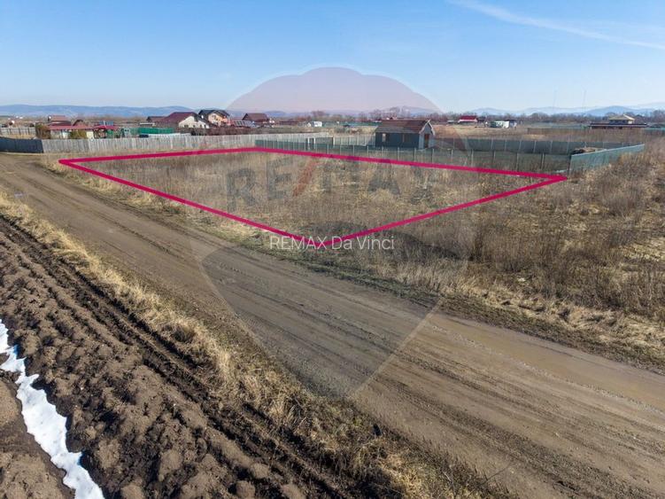 Teren intravilan de vanzare Hălchiu - 7