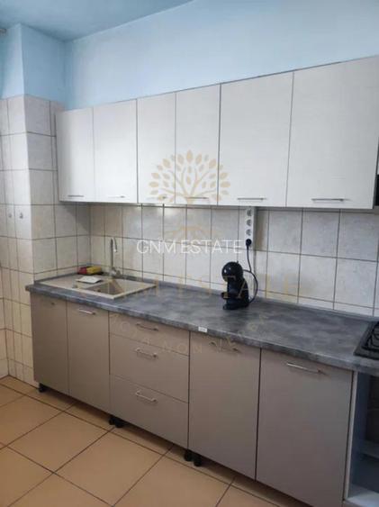 3 Camere et.10/10 An constructie 1988  Sos. Berceni - Metrou Aparatorii Patriei - 4