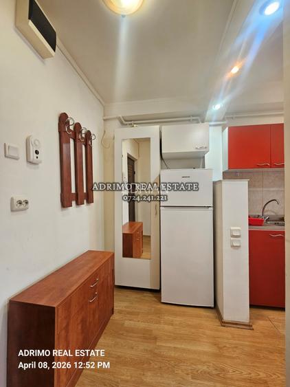 Garsoniera decomandata - Centrala GAZ - Termen Lung - Zona Reyna - 300 euro - 5