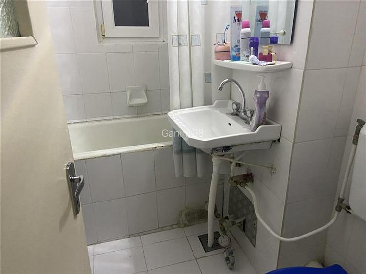 Apartament trei camere , zona Cartier Sud , 55 mp , curat - 11