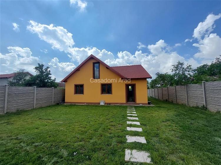Casa finisata modern in Vinga - 2