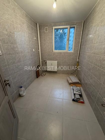 Dristor, 5 minutemetrou, 5 minute mall Park Lake si parc IOR, etajul 1 - 5