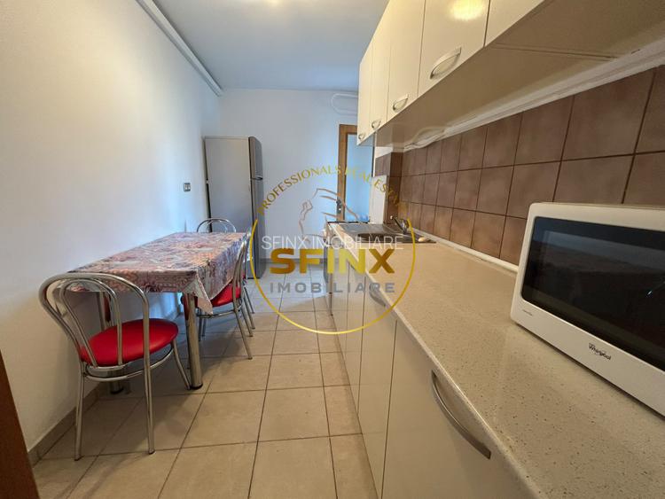 3 camere | Ion Mihalache | 80mp - 8