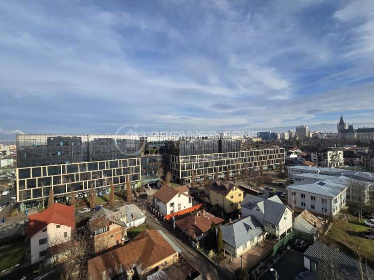 View superb! Etaj intermediar! Apartament 3 camere 60mp, Palas Campus, AC - 10