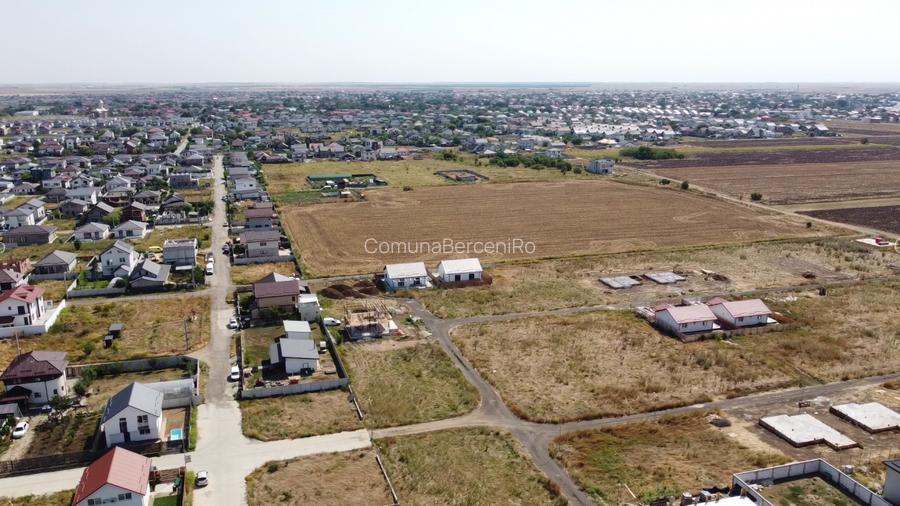 Teren Intravilan In Comuna Berceni | utilitati: curent | #UG4.1E - 4