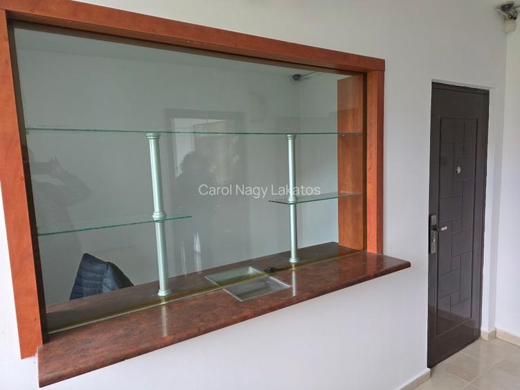 Apartament cu 2 camere , ultracentral , bun pt birouri in orasul Baraolt - 2