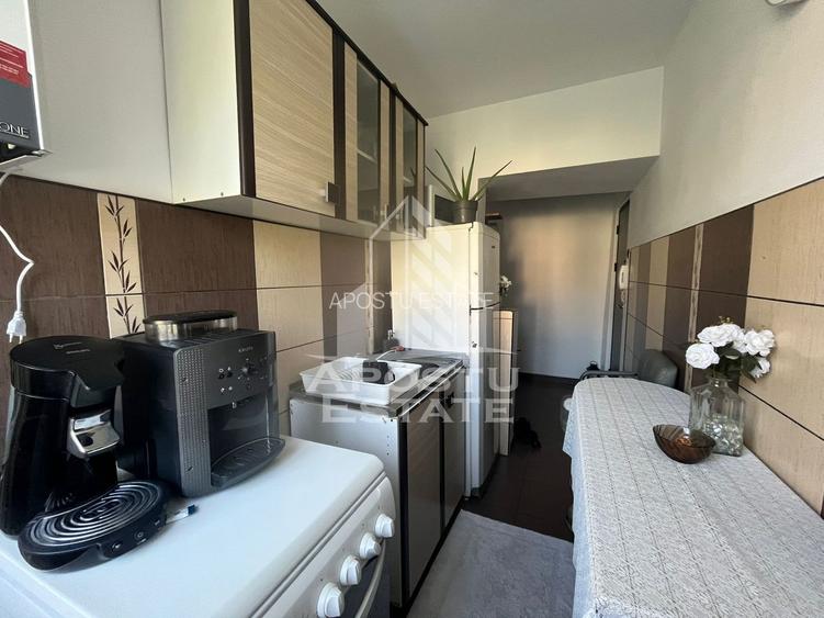 Apartament cu 3 camere, semidecomandat, renovat,  Spitalul Judetean - 8