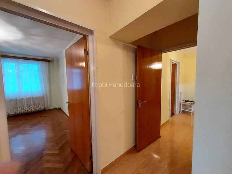 Apartament 3 Camere spatios, Parter Înalt, cu Garaj  – Deva, Zona Titu Maiorescu - 20