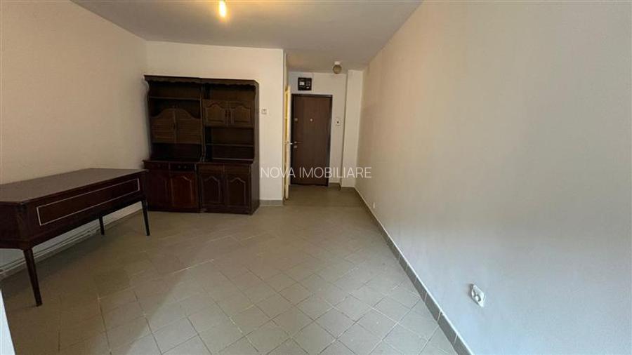 Garsoniera ideal spatiu zona AFI - 3