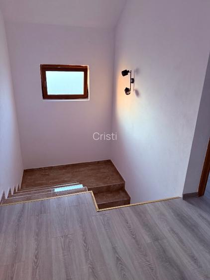 Casă de vânzare în Horia (Arad) – Spațioasă, liniștită  - 4