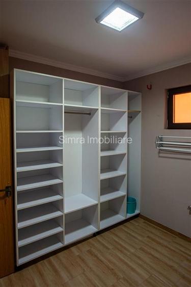 Vila D+P+E cu jaccuzi exterior in Iosia - 27