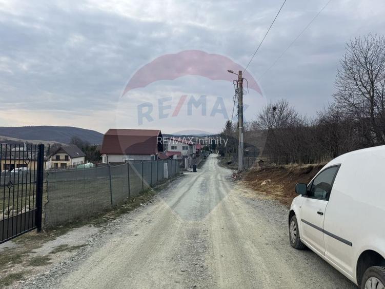 Teren intravilan 2307 mp în Salicea, zona premium, aproape de Cluj - 4