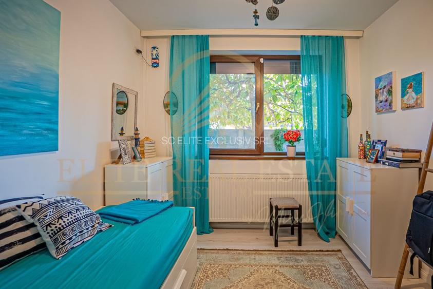 Viluta cocheta cu curte frumoasa in Mamaia Sat! - 11