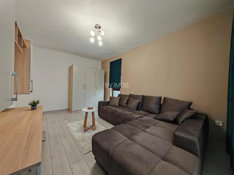 Inchiriem Garsoniera, Moderna, Decomandata, Sanpetru - 8