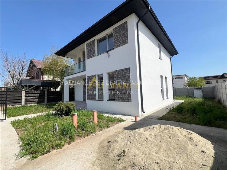 Vila Individuala - 5 camere-3 bai-Strada Miorita-500 M  de STV - 24