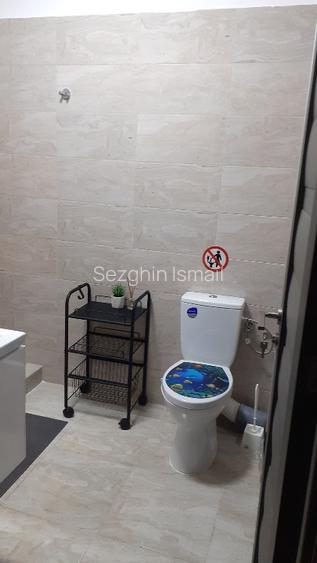 De închiriat studio  - 8