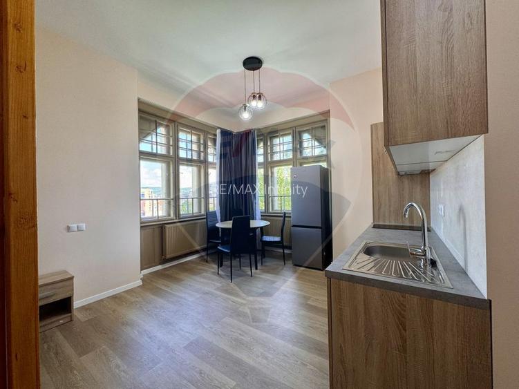 De închiriat - Garsonieră în vilă veche, zona Piața Cipariu - 2