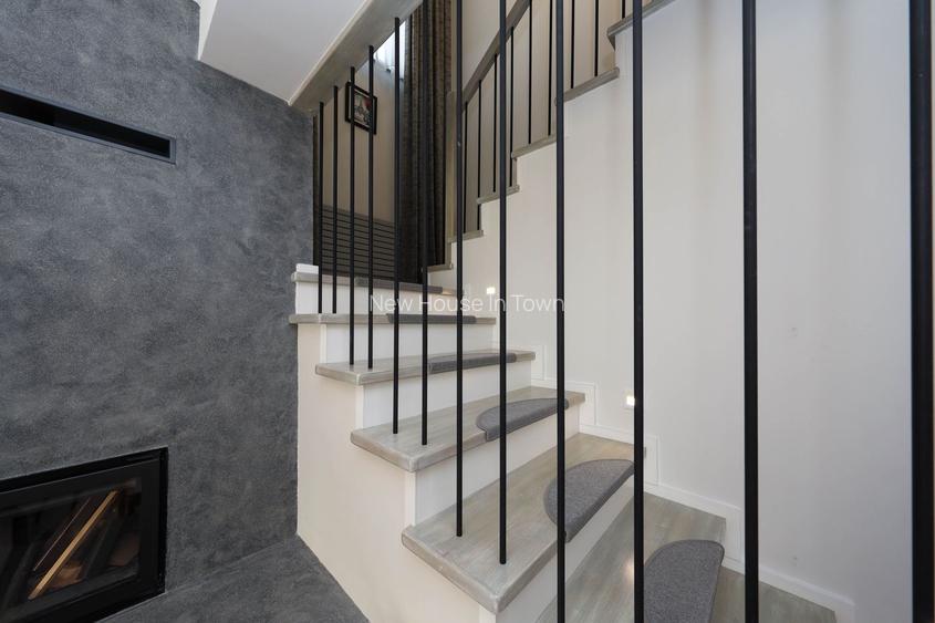 Casă ideală pentru familie în Brașov, Bunloc – spațioasă, luminoasă, priveliște - 23