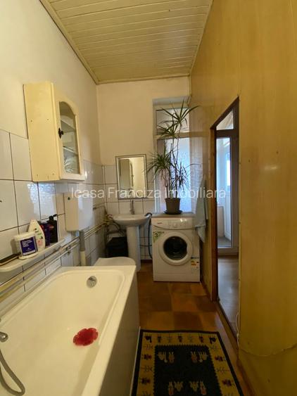 Casă  Parter + Etaj/ 64 mp/ loc parcare in curte/ Dr  Constantin Caracas - 10