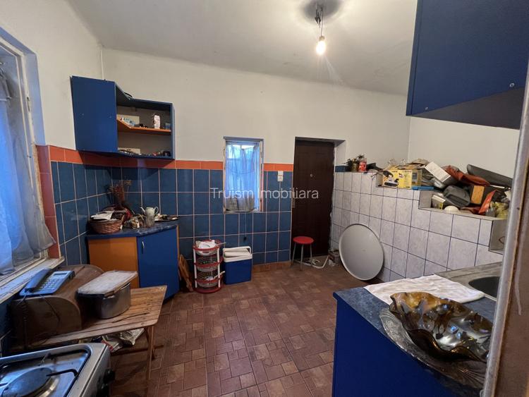 Vila P+ Et 1, Marasesti stradal - 12