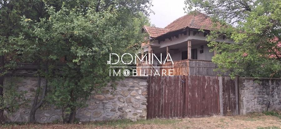 Vânzare casă – sat Bălcești, com. Bengești-Ciocadia – teren generos 6.770 mp - 2