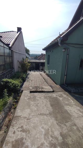 Vand casa cu 3 camere in cartierul Dambul Rotund - 4