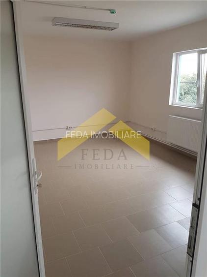 De vanzare doua hale pe un teren imprejmuit 9000 mp zona Gai - 12