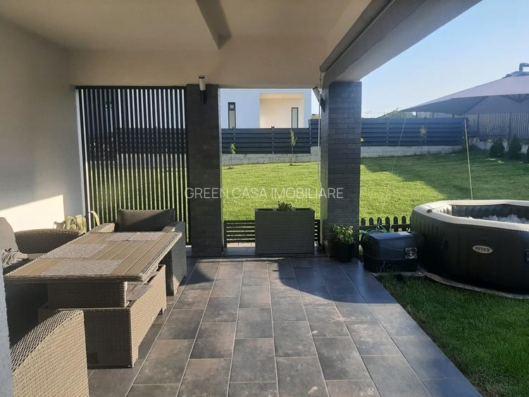 Casă complet mobilată și utilată, independentă energetic Dezmir - 6