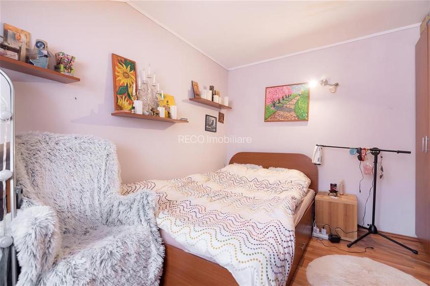 RECO Casa cu 3 Camere la Curte Comuna, Central, Oradea - 10