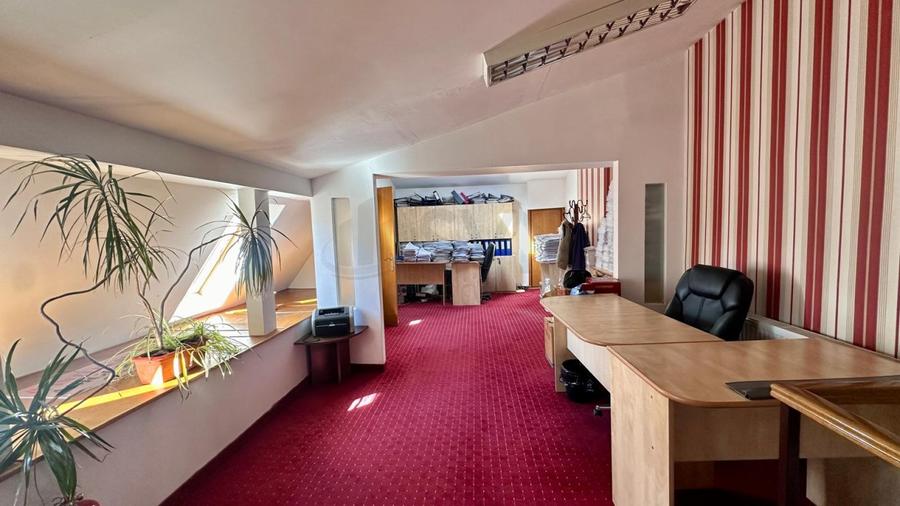 REA1021651 Apartament 6 camere pretabil birou sau rezidential