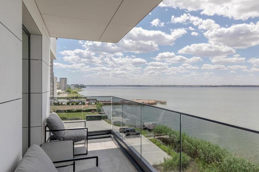 De închiriat apartament 2 camere + 2 balcoane, vedere panoramică Lacul Siutghiol